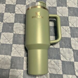 Stanley 40oz
